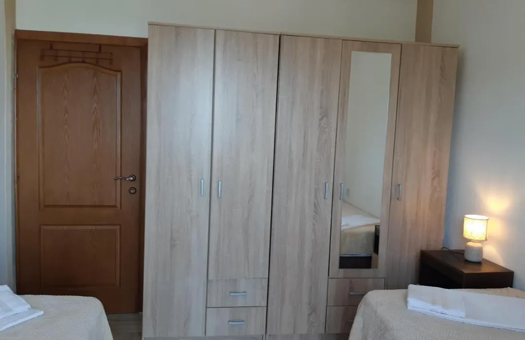 Guest House Lekovic-1