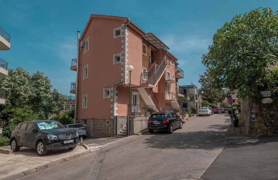 Apartments Horizont Budva-1