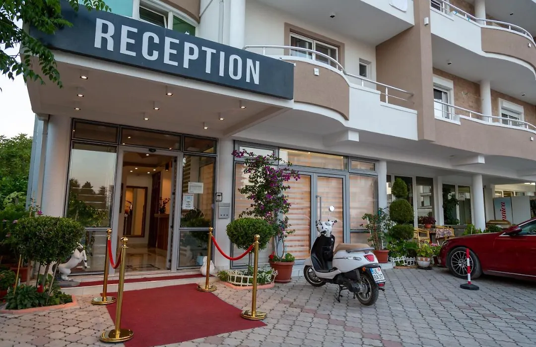 Apartments Fati-1