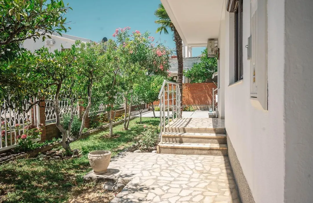 Vila Adriatik-1