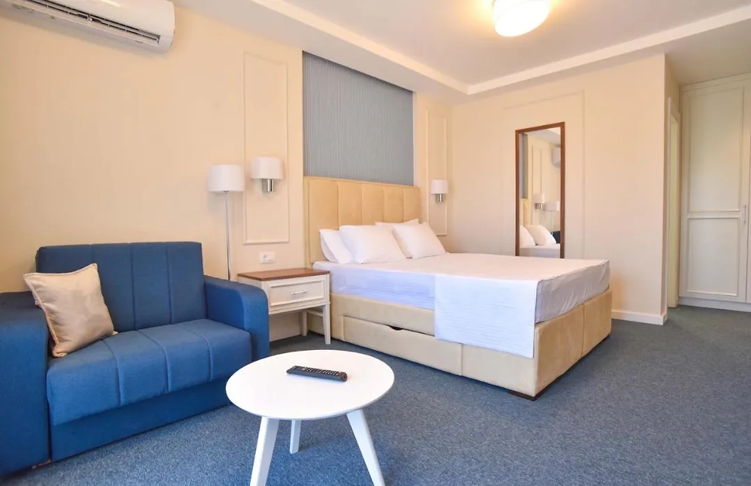 Vistamar Aparthotel-1