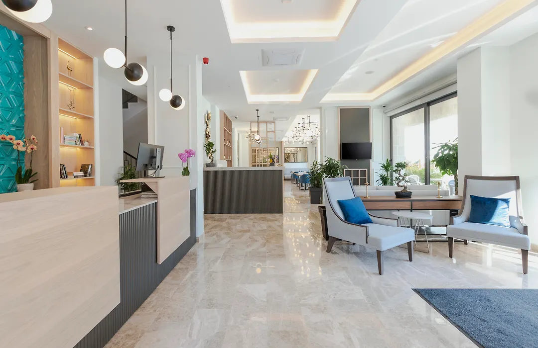 Boutique Hotel Momentum By Aycon-1