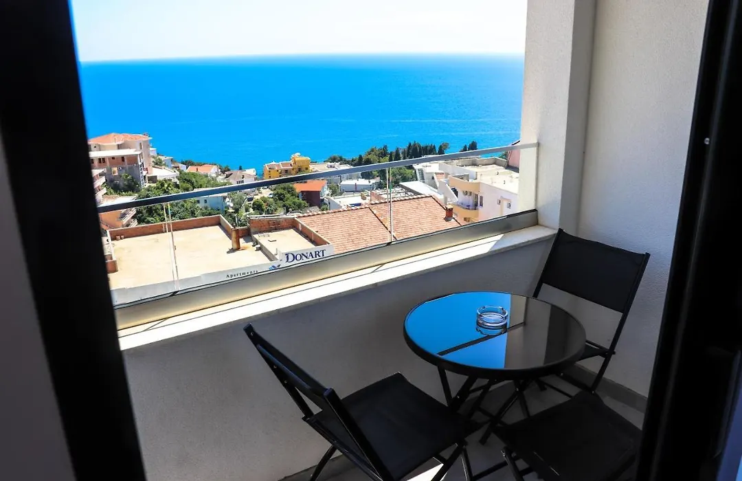 Eagles Apartments & Suites-1