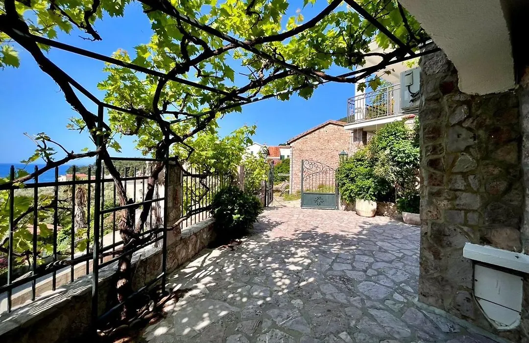 Villa With Sea & Mountains View-1