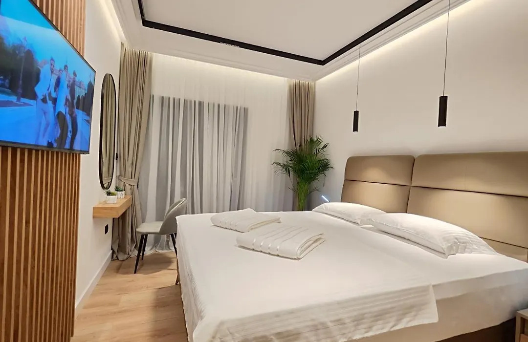 Amd Premium Rooms Budva-1