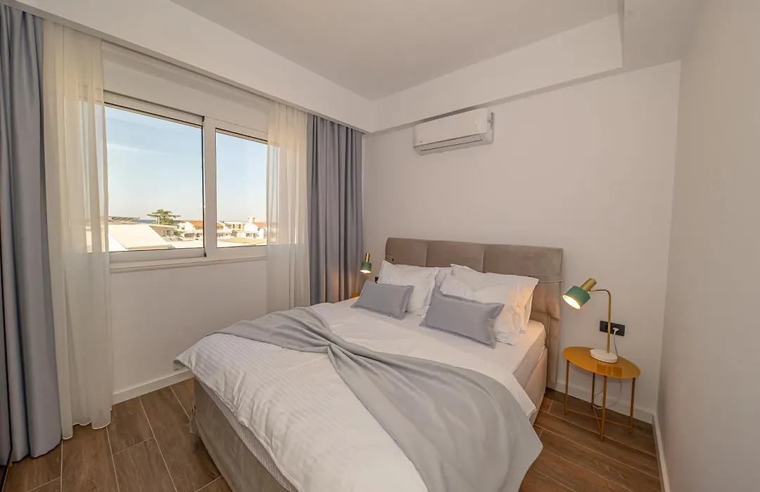 N&N Lux Guest House-1