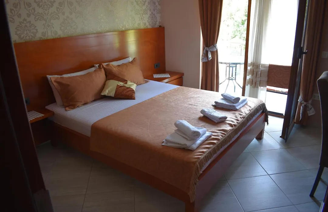 Hotel Velkom-1