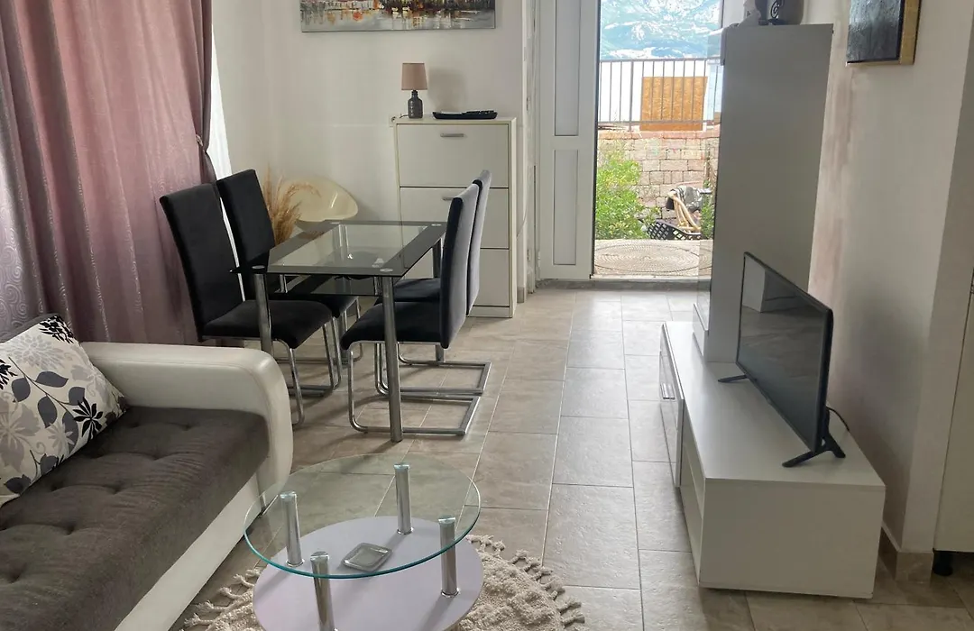 Plaza Stari Grad Budva Pjena Od Mora Beach Apartman-1