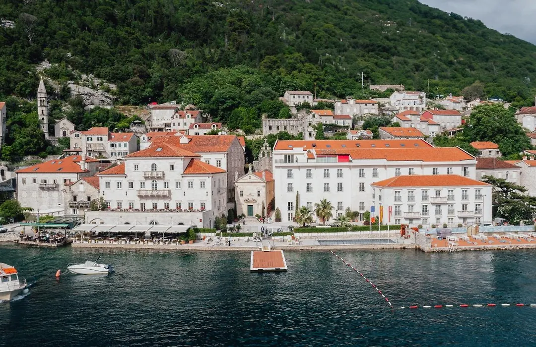 Heritage Grand Perast-1