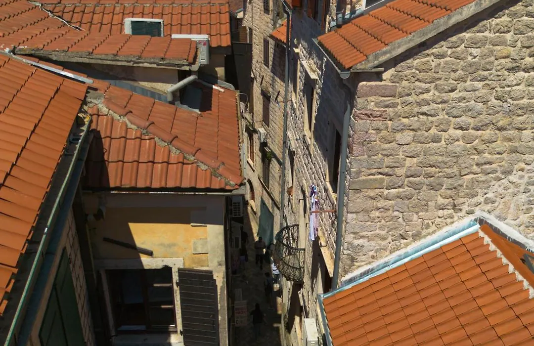 Old Town Youth Hostel-1
