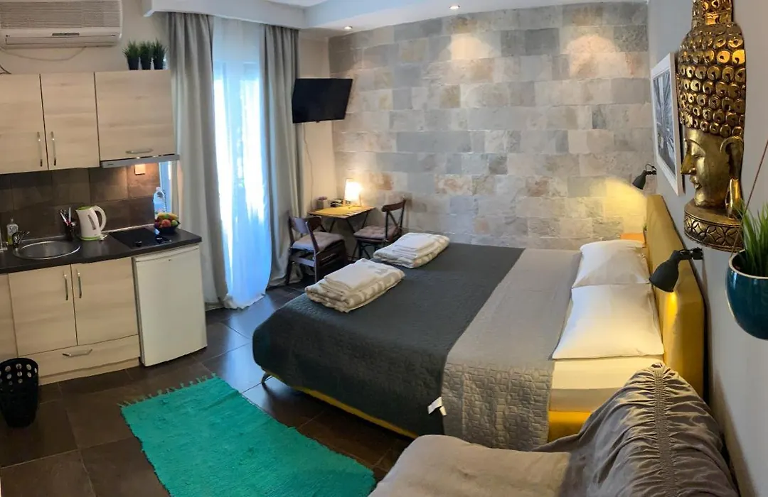 Apartments Lov-1