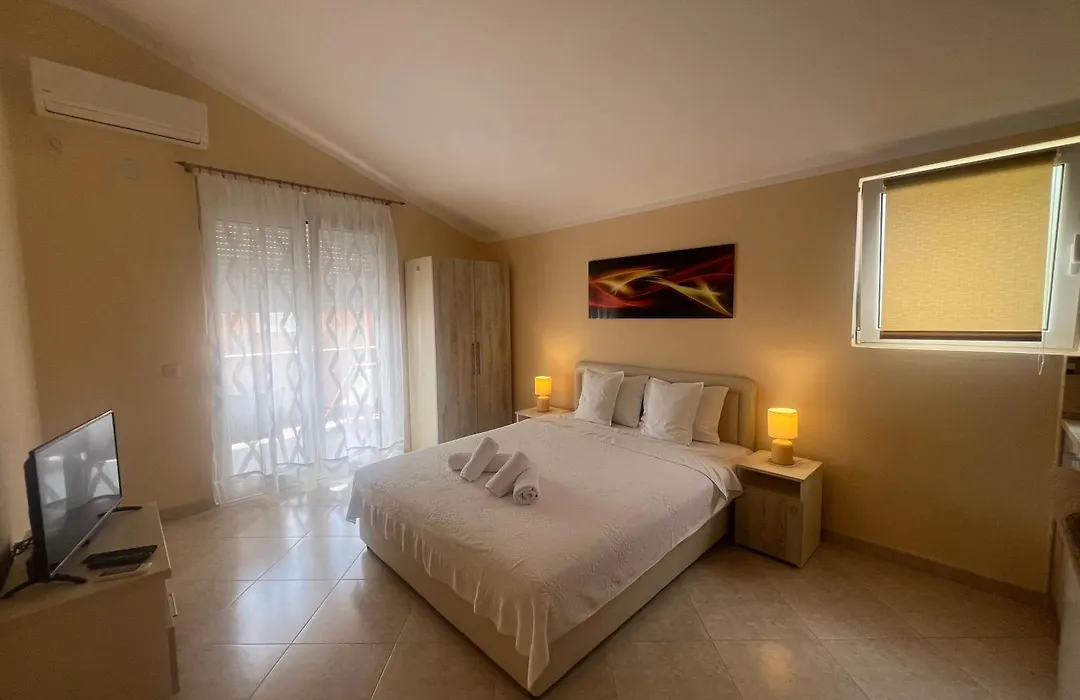 Apartmani Raskovic-1