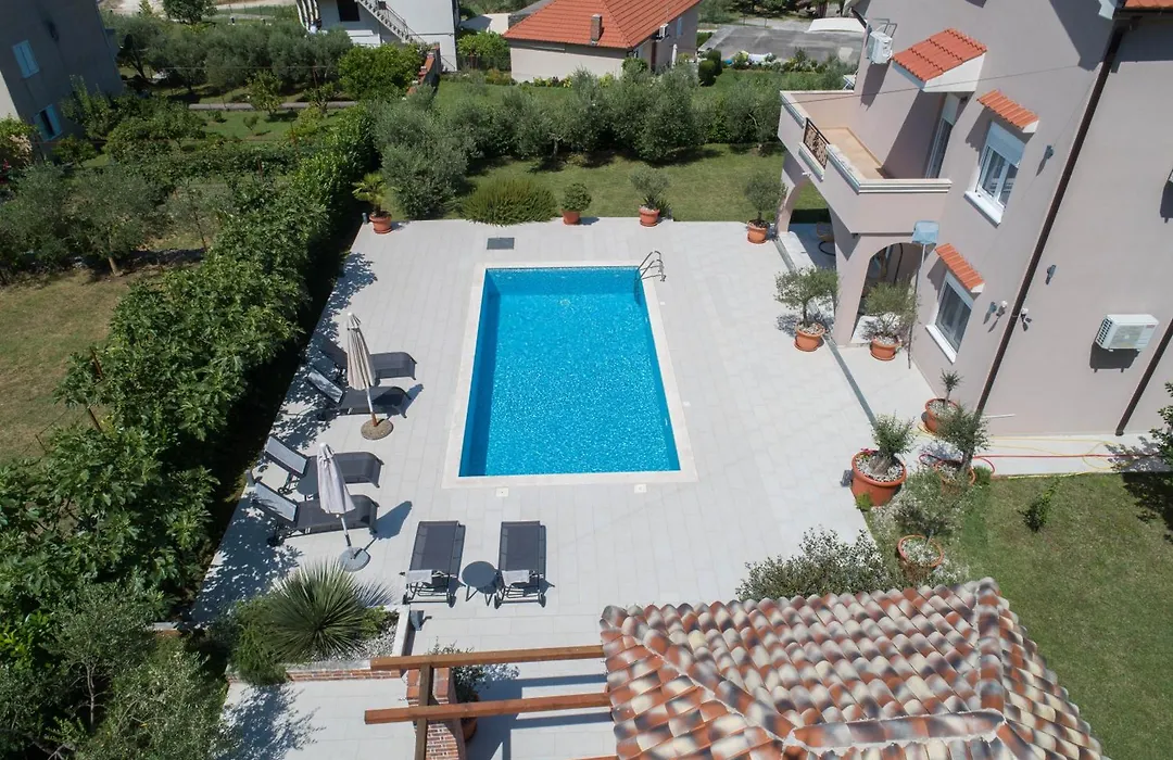 Villa Mina-1
