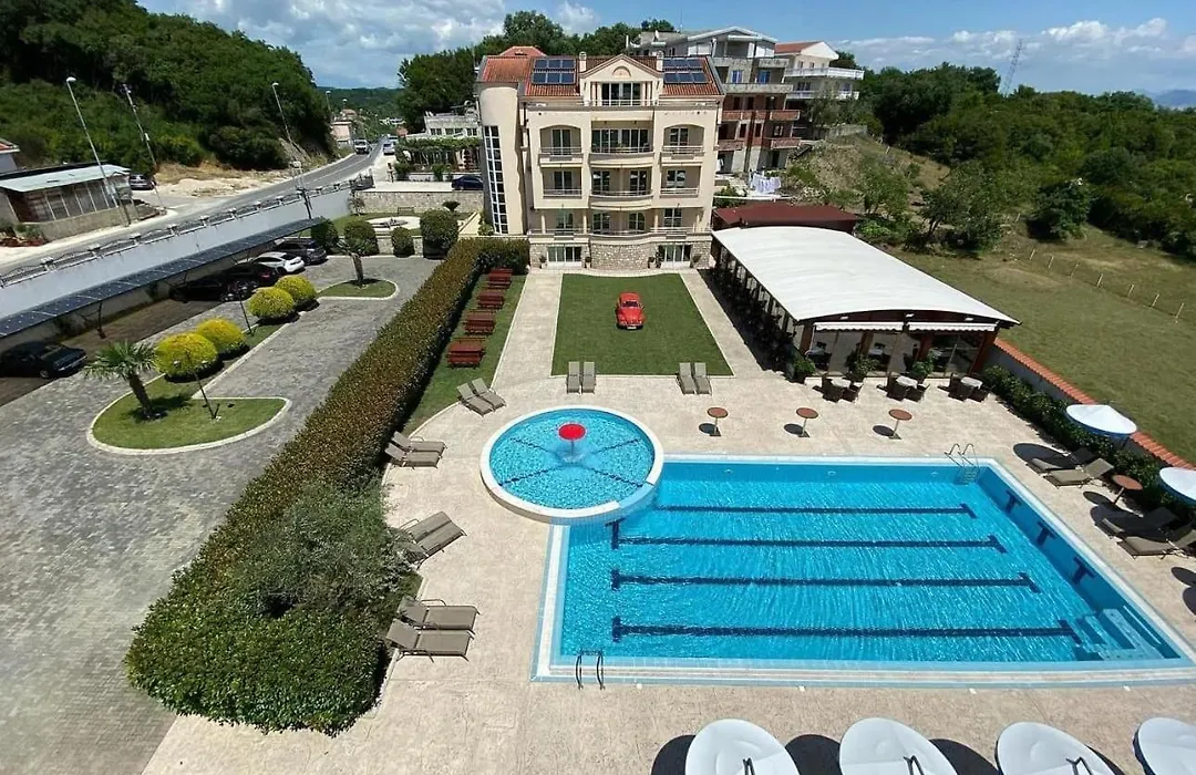 Apart Hotel Llolla-1