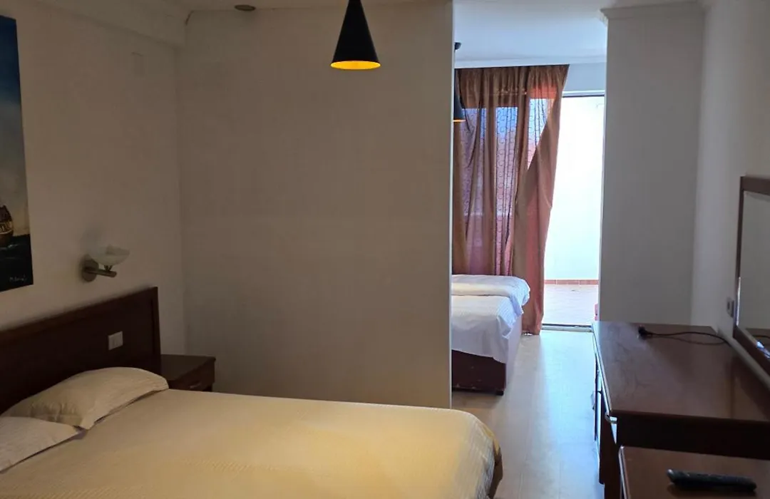 Hotel Porto Otrant-1