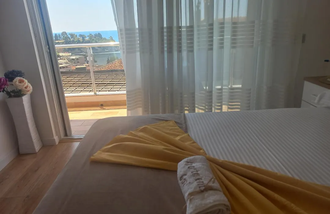 Apartments Gazi-1