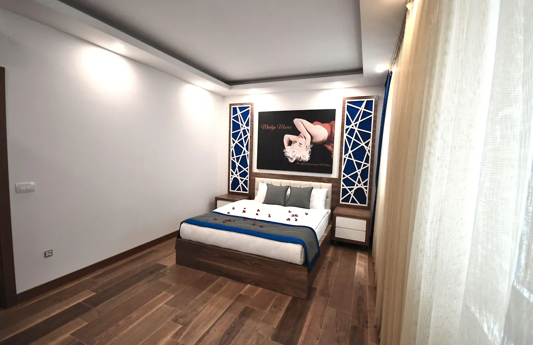 Chill And Go Aparthotel-1