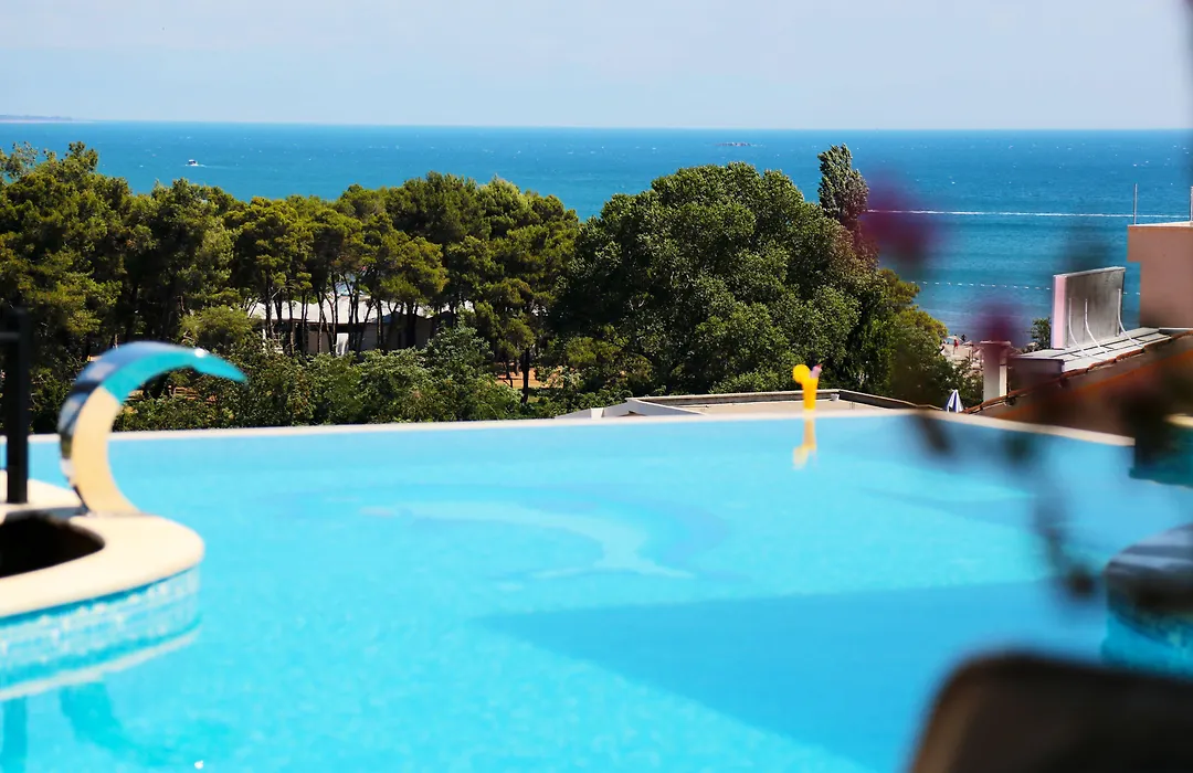 Apartments Bazar-1