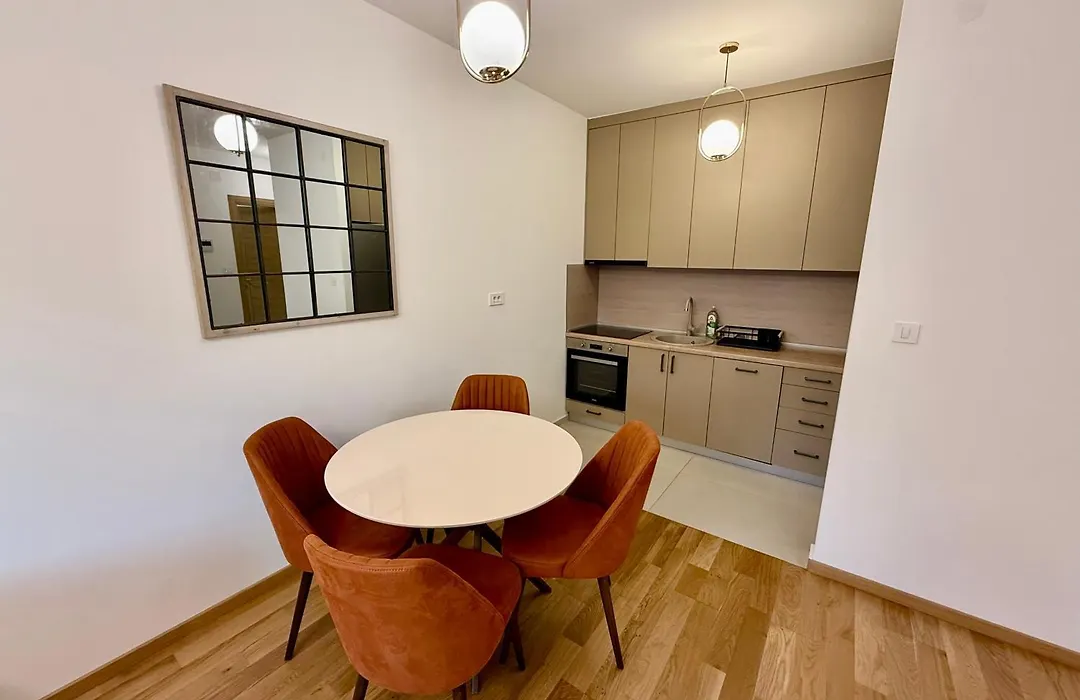 Fanky City Apartments-1