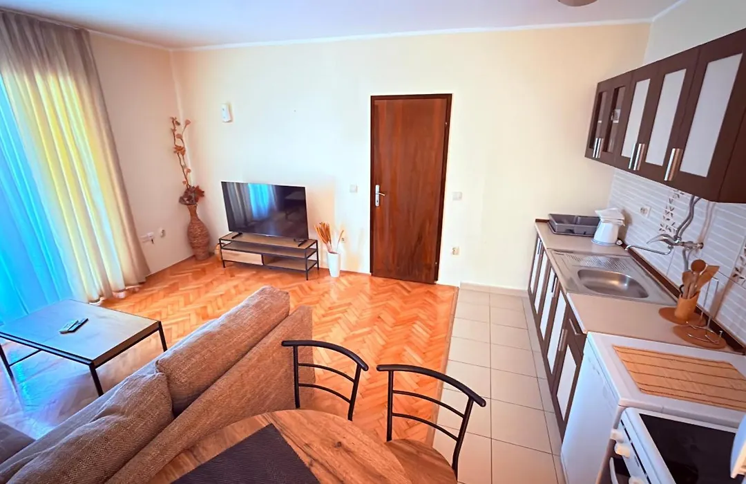 Apartments Hmd-1