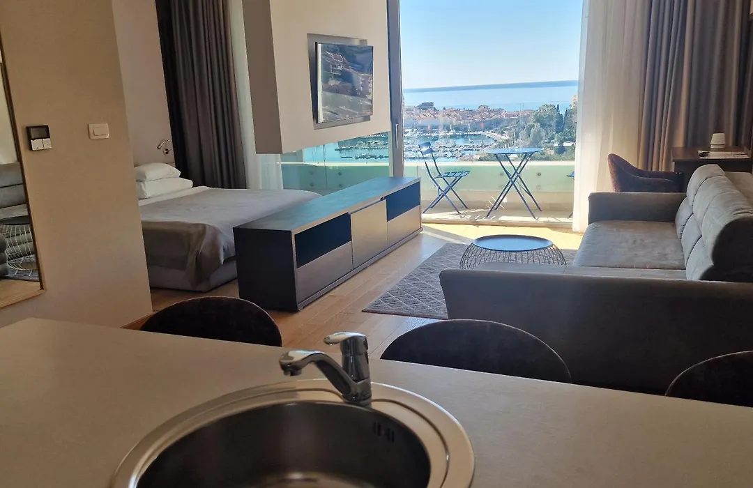 Apartments Lux - Sea View-1
