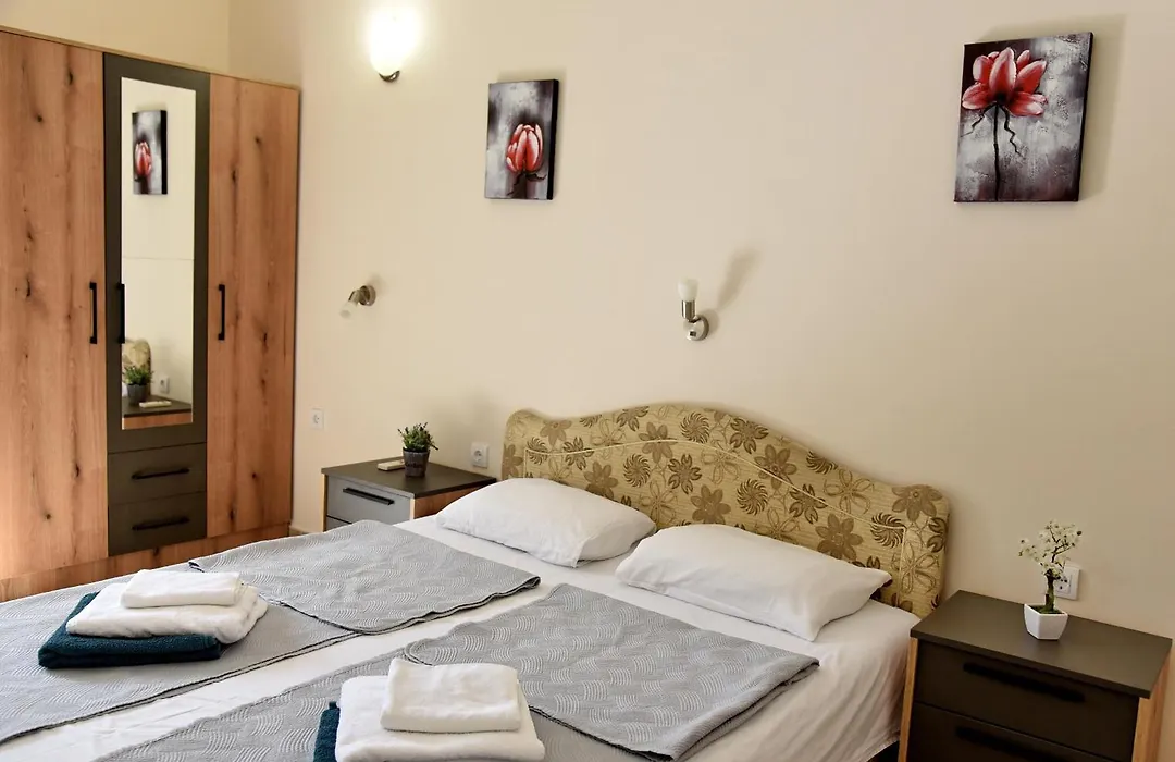 Apartments Pegaz-1