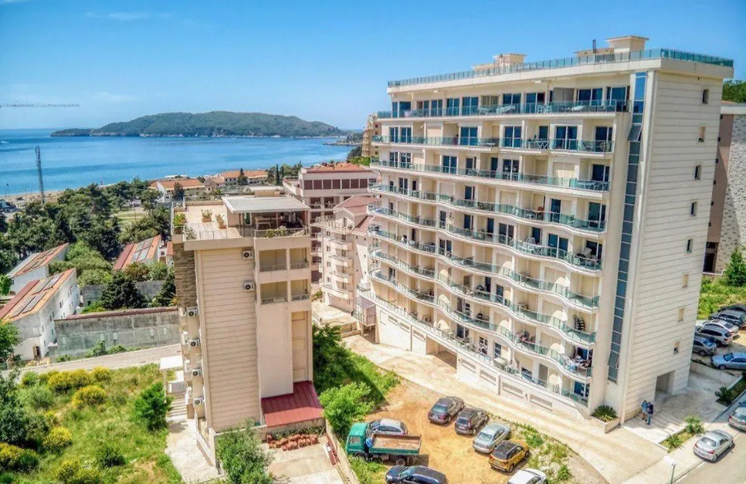 Apartments Dina-1