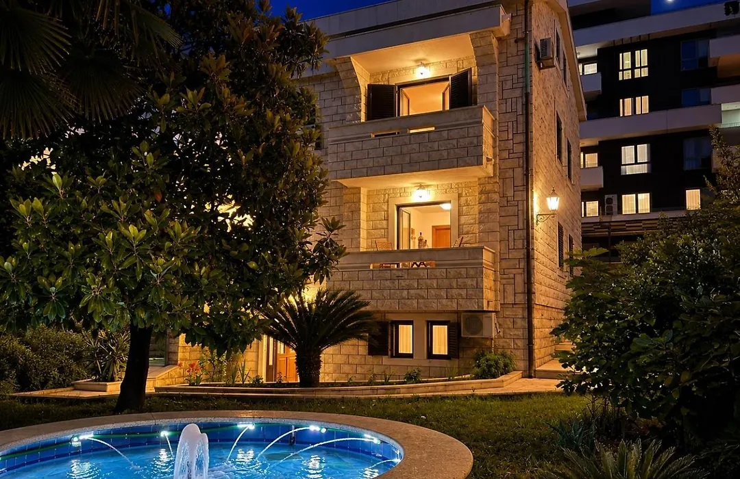 Apartments Villa Mirjana-1