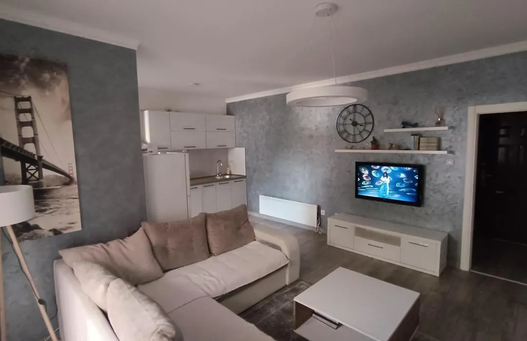 Apartment Maska-1