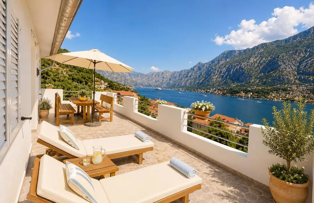 House With Big Terrace And Beautiful Sea View-1