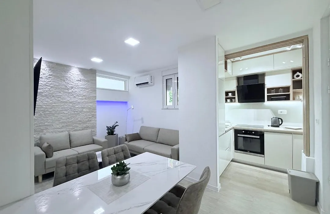 Palma Apartments-1