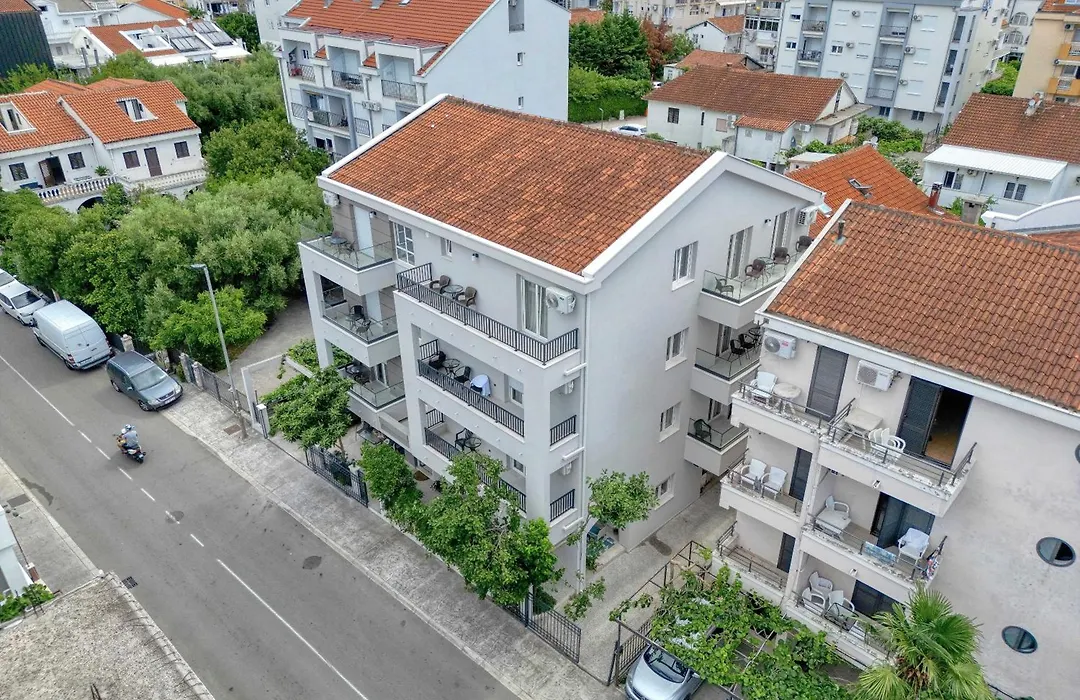Mont Residence-1