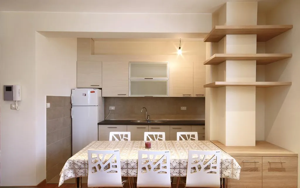 Apartments Dangubic-1