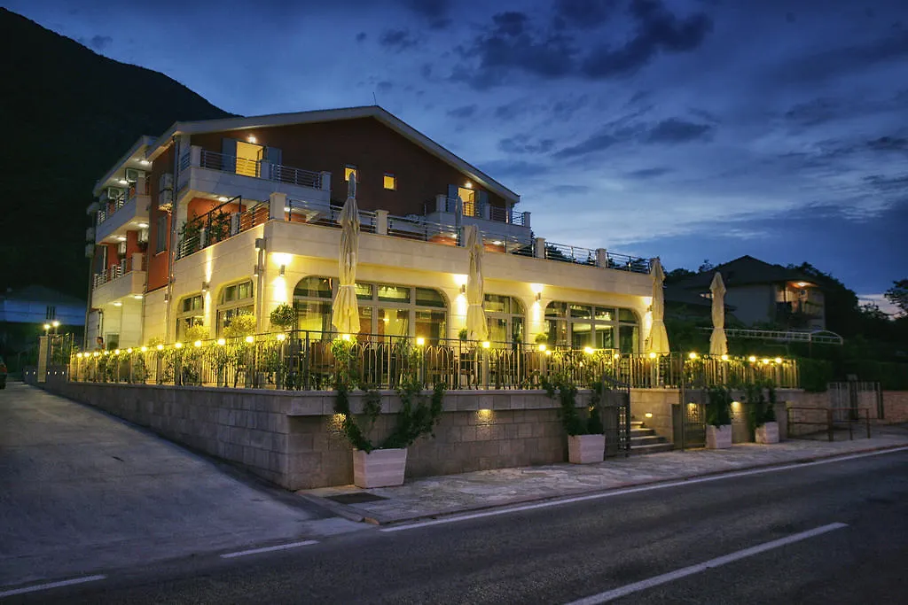 Hotel Ellena-1
