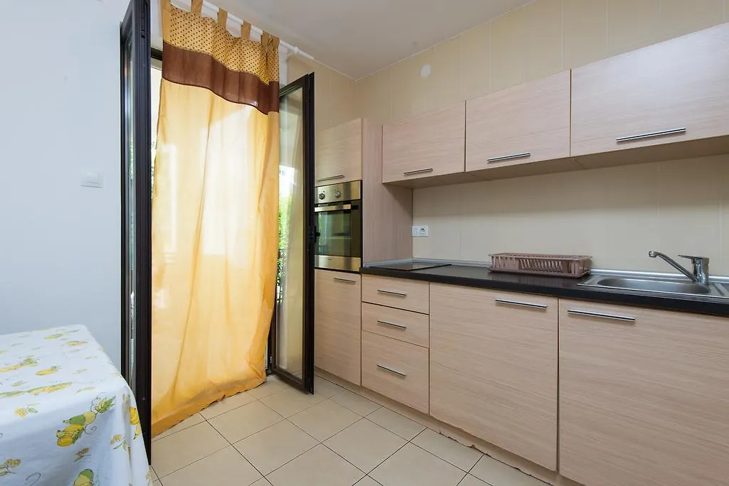 Apartments Mtv-1