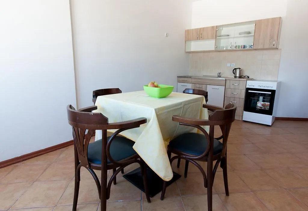 Art I Apartments-1