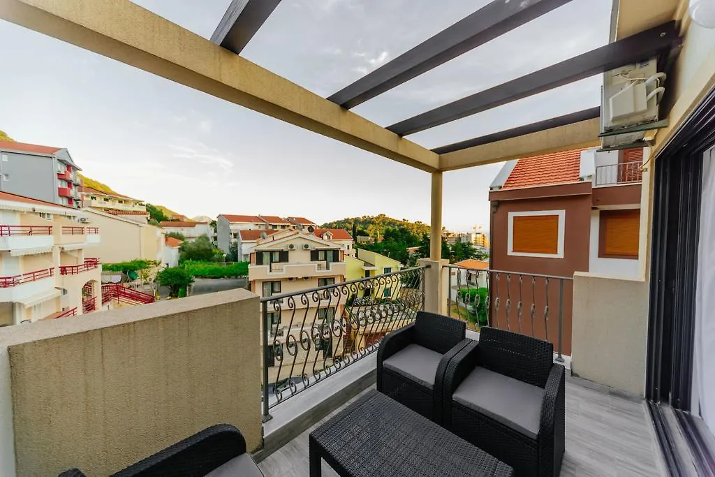 Opium Mar Apartments-1
