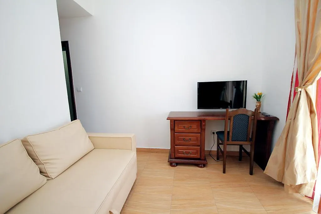 Apartmani More-1