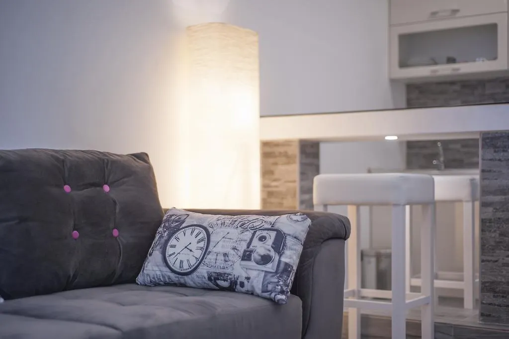 Adrovic Apartment-1