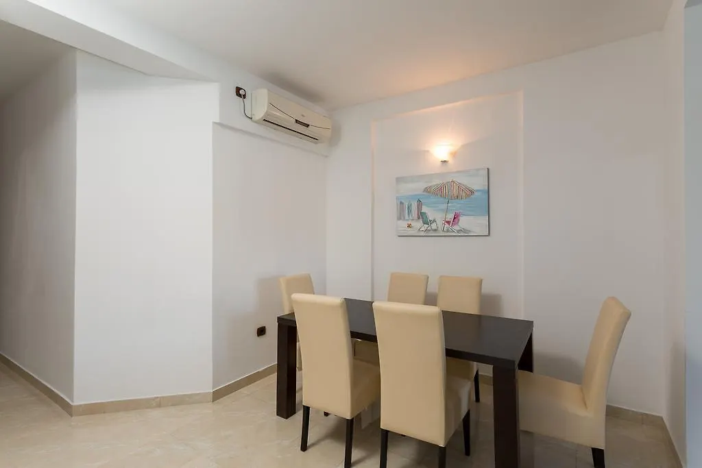 Adriatic Raf Apartments-1
