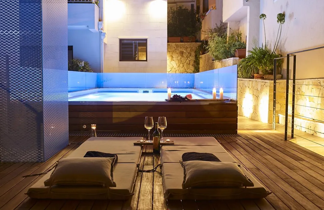 Corso Levante Luxury Suites-1