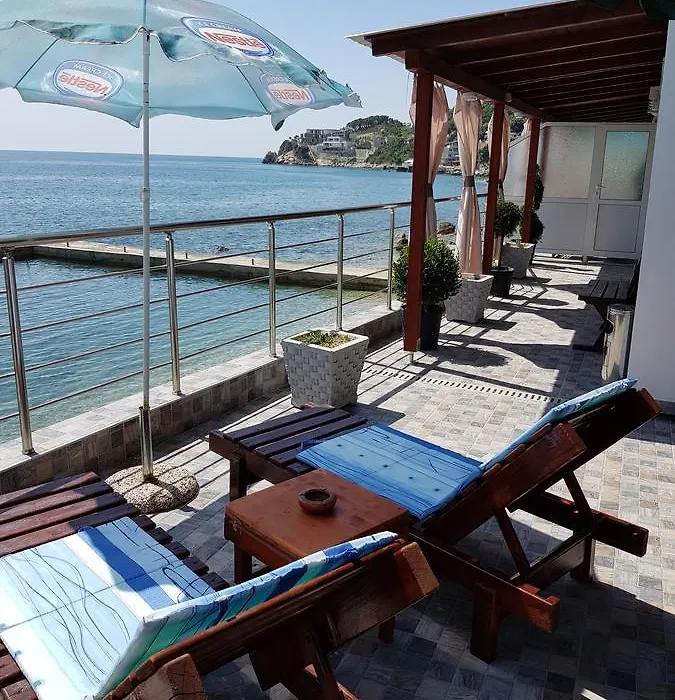 Holiday House Kruce-1