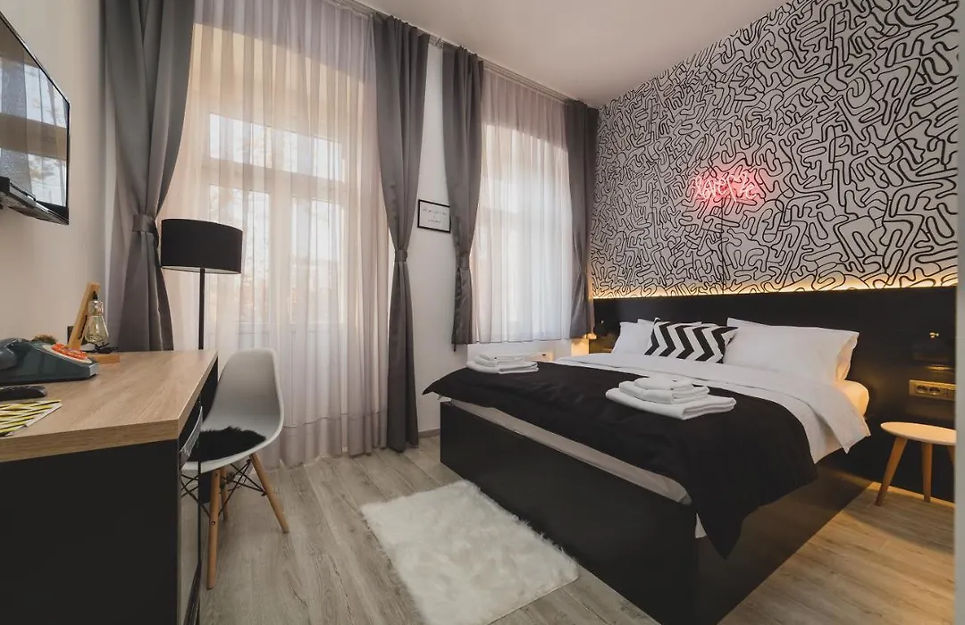Hotel Marienplatz Podgorica-1