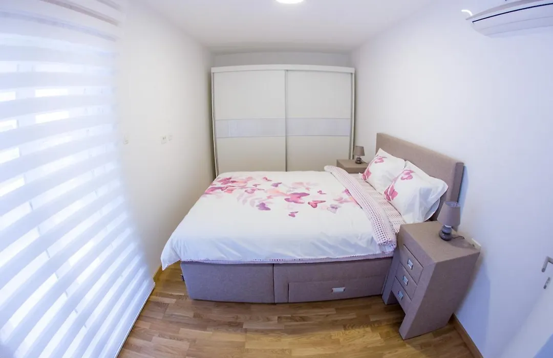 Central Budva Apartment C15-1