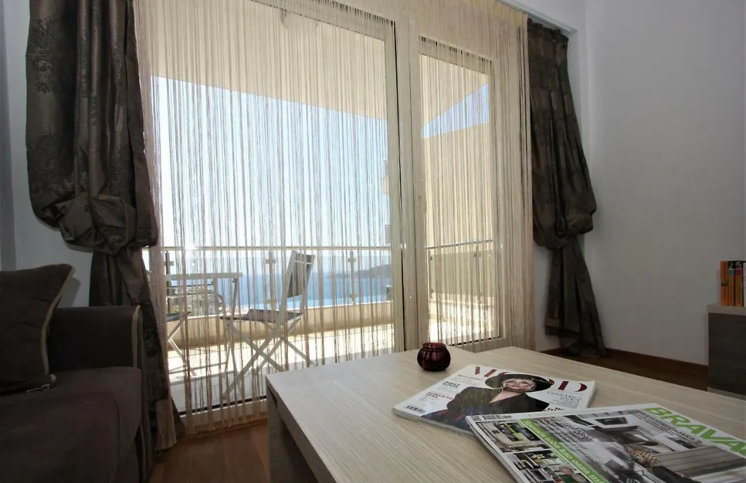 Amazing Sea View Apartment-1
