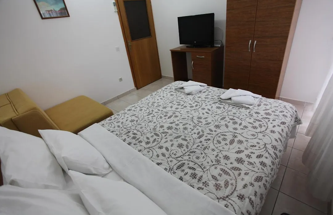 Apartments Memidz-1