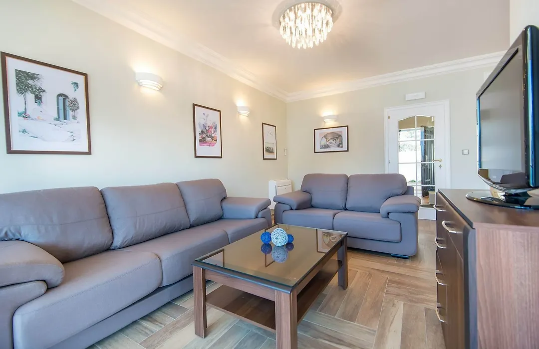 Villa Olivia-1