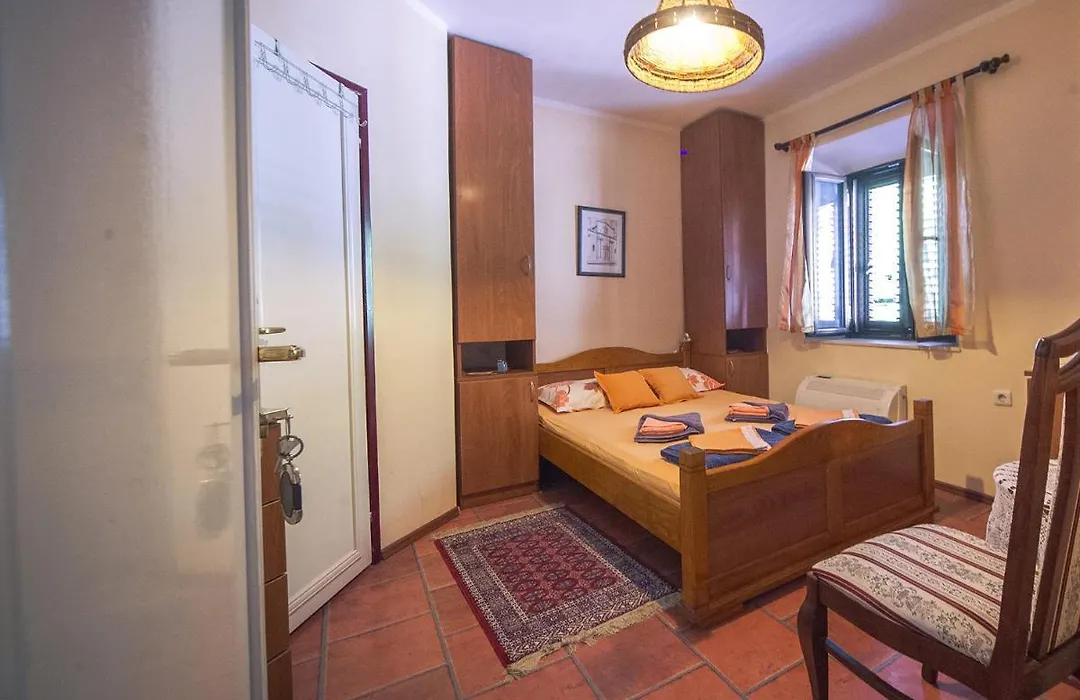 Apartments Villa Ferri-1