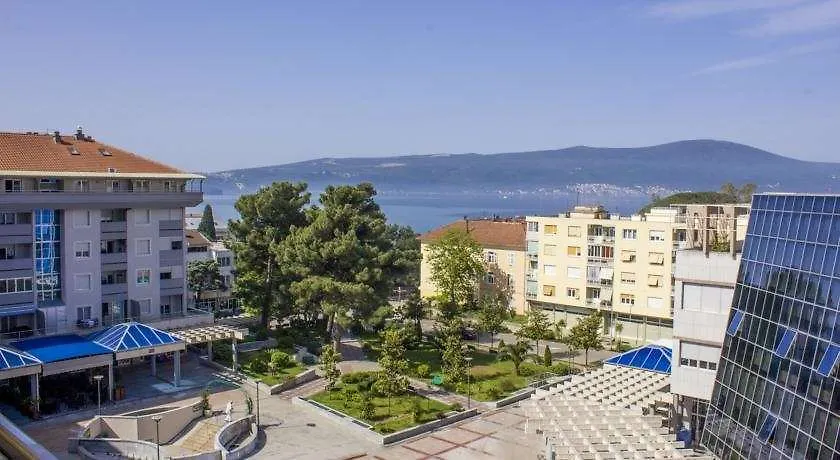 Magnolia Apartments-1