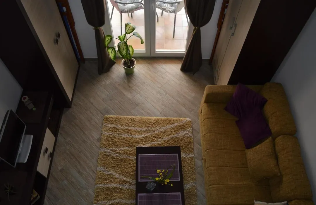 Apartmani ,,Terasa"-1